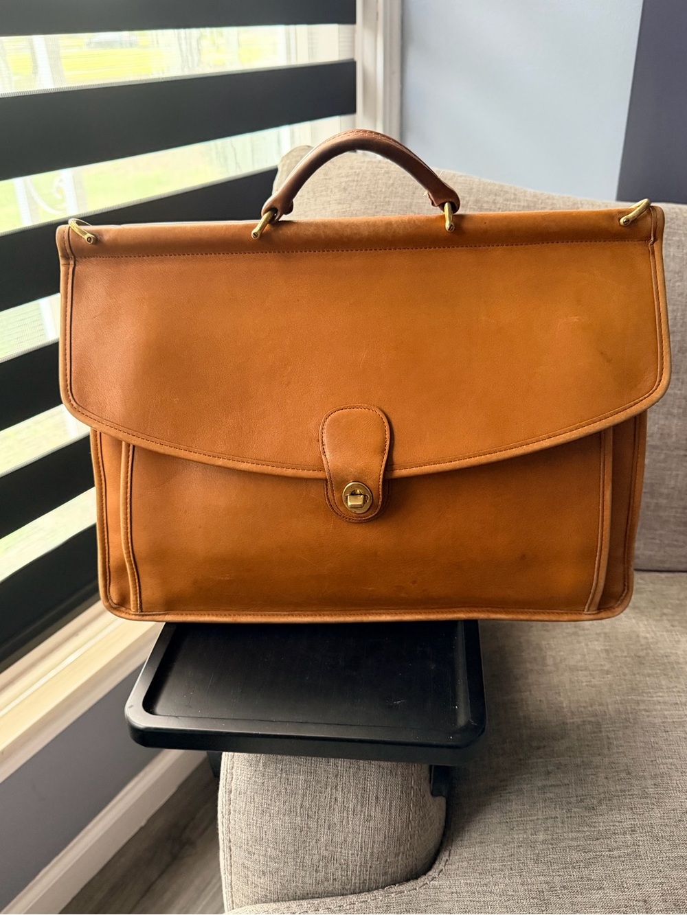 Vintage Coach Beekman 5266 Briefcase British Tan Glove Tanned Leather USA 1996
